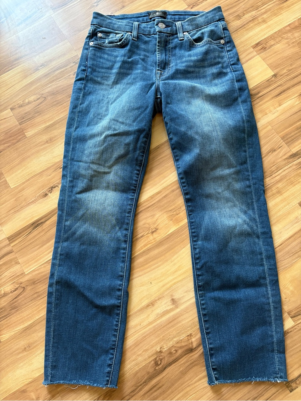 7 For All Mankind Women's Dark Midwash Blue Straight-Leg cropped Jeans